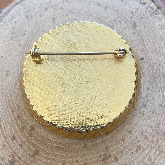 Vintage Green Blue Round Faux Plique-à-Jour Overlay Shadow Box Pin Brooch - Picture 4 of 5